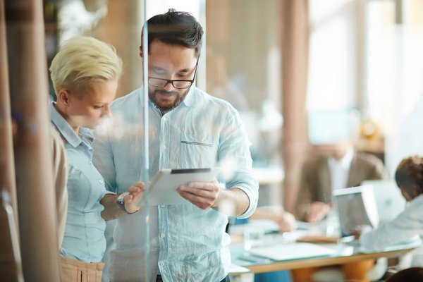 Comment économiser sur vos primes d'assurance avec des offres personnalisées